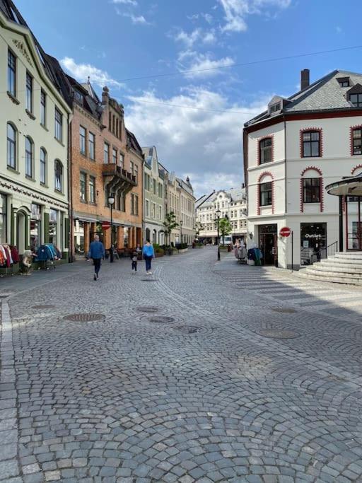 City Box Alesund, Inc Wifi Free Car And Mc Parking Exterior photo
